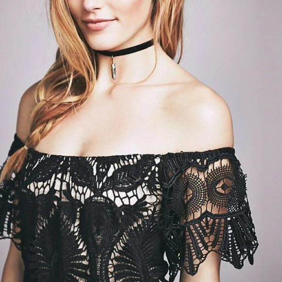 🍒NWT🍒 FREE PEOPLE CROCHET DRESS - Picture 3 of 12